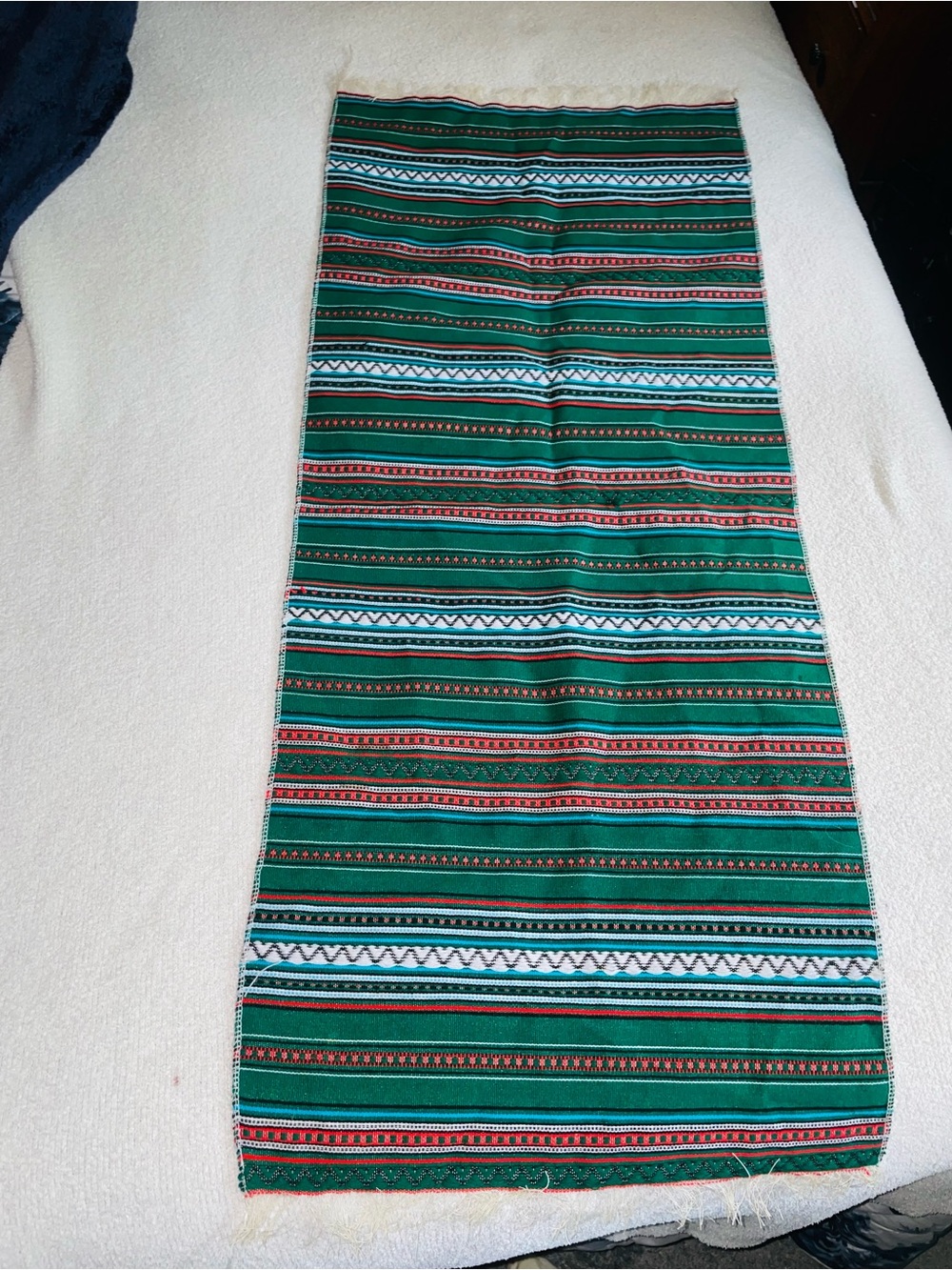 Handwoven Green Patterned Fringe table runner - Picture 3 of 3